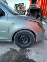 Крыло переднее правое Mazda Demio 2003