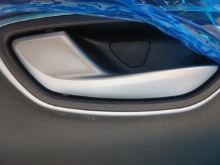 Фото запчасти ручка двери внутренняя передняя левая Renault Samsung SM6 2017 Б/У запчасть Запчасть ручка двери внутренняя передняя левая Renault Samsung SM6 2017