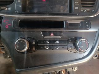 Блок управления климат-контролем KIA K5 2015