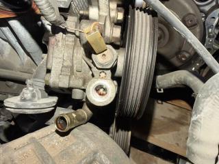 Гидроусилитель руля Mazda Demio 2004