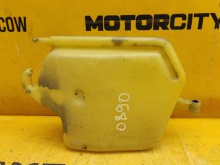 Запчасть бачок расширительный Mercedes-Benz 1990