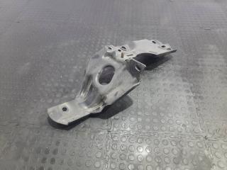 Запчасть кронштейн бампера RENAULT T-Series 2015