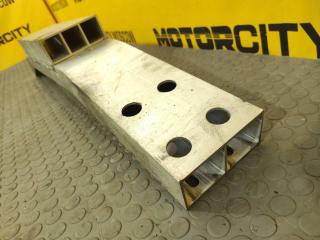 Усилитель бампера задний FX35 2007 S50 VQ35DE 3.5