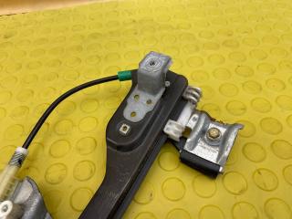 Стеклоподъемник передний правый 300C 2007 LX EZB 5.7