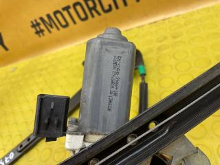 Стеклоподъемник передний правый 300C 2007 LX EZB 5.7