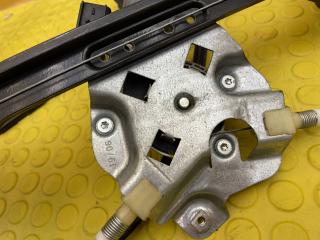 Стеклоподъемник передний правый 300C 2007 LX EZB 5.7