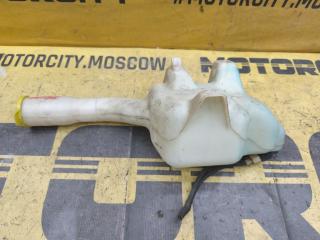 Запчасть бачок омывателя CHRYSLER 300C 2006