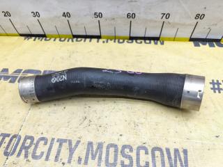 Запчасть патрубок интеркулера BMW 320i 2013