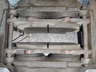 Суппорт тормозной передний правый TOYOTA PRADO 150