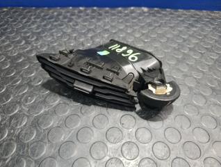 Фото запчасти дефлектор воздушный FORD FOCUS 2013 контрактная запчасть Запчасть дефлектор воздушный FORD FOCUS 2013
