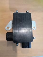 Блок управления стеклоподъемниками Infiniti Qx56 2008-2019 Б/У Блок управления стеклоподъемниками Infiniti Qx56 2008-2019