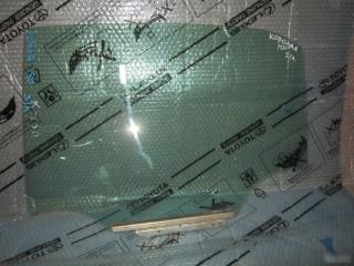 Стекло двери задней левой Toyota Corolla