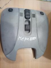 Плафон подсветки салона Mercedes-Benz E-Class