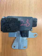 Блок управления стеклоподъемниками задний правый Infiniti FX Б/У Блок управления стеклоподъемниками задний правый Infiniti FX