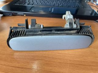 Ручка двери наружная Audi A4