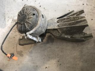 Кронштейн двигателя Audi А4