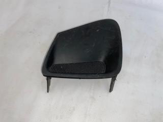 Заглушка бампера правая Toyota COROLLA