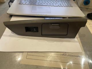 Блок стеклоподъемника задний левый Toyota Land Cruiser Б/У Блок стеклоподъемника задний левый Toyota Land Cruiser