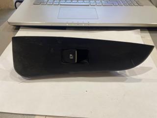 Блок стеклоподъемника задний левый Toyota Highlander Б/У Блок стеклоподъемника задний левый Toyota Highlander