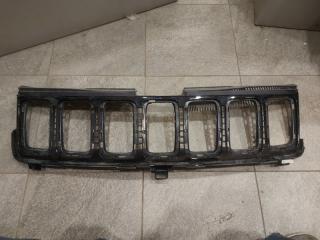 Запчасть решетка радиатора Jeep Grand Cherokee
