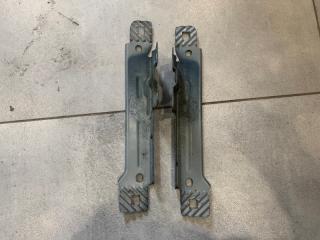 Кронштейн крыла Mercedes-Benz S-Class 2017 Б/У Кронштейн крыла Mercedes-Benz S-Class 2017