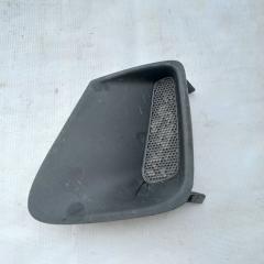 Заглушка бампера левая Toyota COROLLA