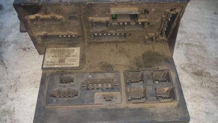 Монтажный блок Mercedes CLS