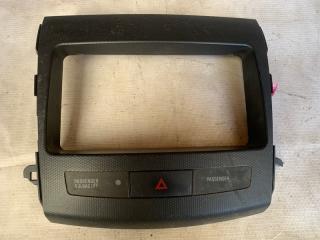 Рамка Магнитолы передняя Mitsubishi Outlander