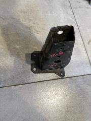 Кронштейн подрамника правый Mazda 6 2013 Б/У Кронштейн подрамника правый Mazda 6 2013