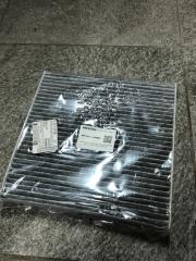 Запчасть фильтр салона угольный Cadillac Escalade