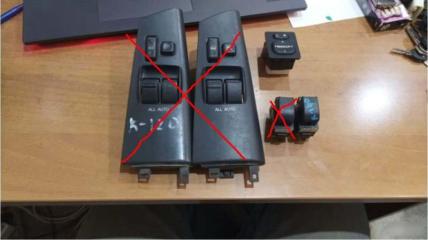 Кнопка стеклоподъемника Toyota Corolla 2001-2007