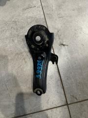 Кронштейн подрамника задний левый Toyota Rav4 2019 Б/У Кронштейн подрамника задний левый Toyota Rav4 2019