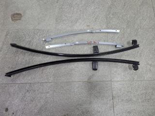 Направляющая стекла двери Lexus RX300 2018