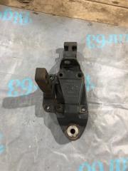 Кронштейн рессоры левый DAF XF 105 2011