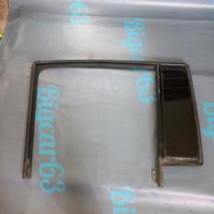 Форточка двери задняя левая Cadillac Escalade 2016