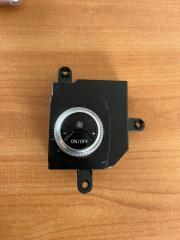 Блок управления климат-контролем Hyundai Santa Fe 2019 Б/У Блок управления климат-контролем Hyundai Santa Fe 2019