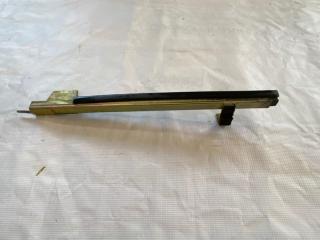 Направляющая стекла двери правая DAF XF 105 2011