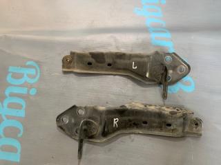 Кронштейн крыла Cadillac Escalade 2016 Б/У Кронштейн крыла Cadillac Escalade 2016