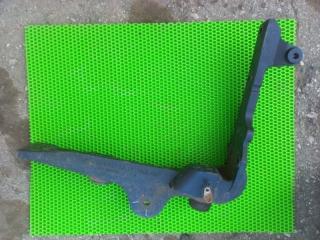 Кронштейн торсиона кабины правый Камаз 5490 2018