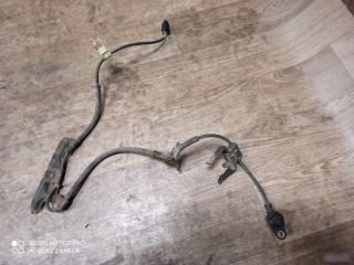 Датчик передний левый Toyota Camry