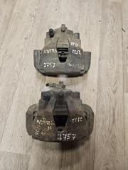 Суппорт передний правый Opel Zafira