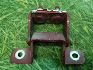 Петля крышки багажника Kia Ceed 2007