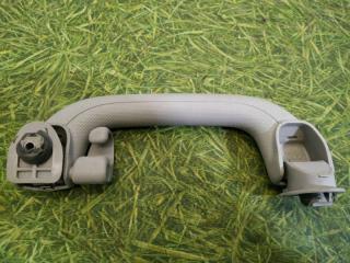 Фото запчасти ручка потолочная задняя правая Kia Ceed 2007 контрактная запчасть Запчасть ручка потолочная задняя правая Kia Ceed 2007