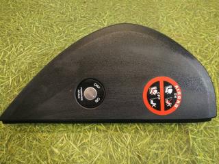 Накладка торпедо правая Kia Ceed 2007