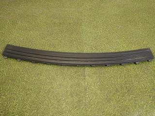 Накладка заднего бампера задняя Jeep Grand Cherokee 2010-2022 Б/У Накладка заднего бампера задняя Jeep Grand Cherokee 2010-2022