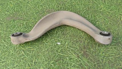 Рычаг верхний задний правый Audi A4 2007-2015