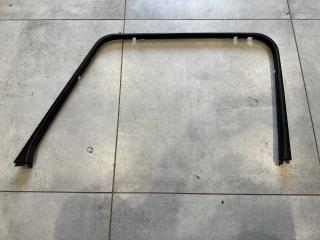 Рамка стекла двери передняя правая Mercedes-Benz G-Class 2014