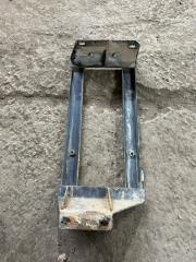 Кронштейн крыла Камаз 5490 2017 Б/У Кронштейн крыла Камаз 5490 2017
