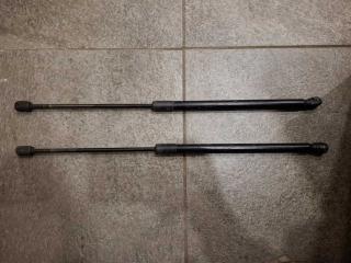 Амортизатор багажника Mazda 3