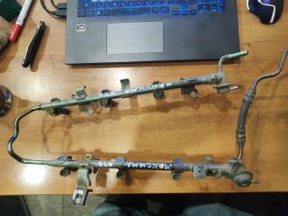 Рампа топливная с форсунками Nissan Maxima